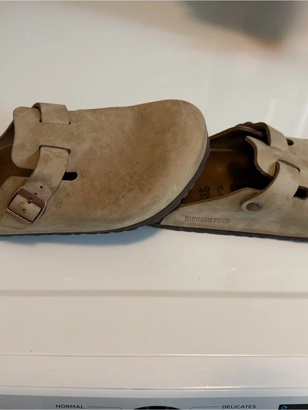 Birkenstock Boston  — Beige Suede Clogs